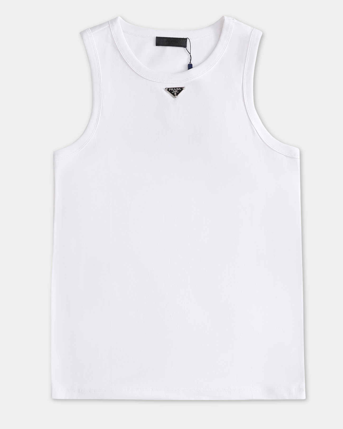 no-repeat center / cover
url('https://cdn.shopify.com/s/files/1/1002/1784/8191/files/LONDON_5e7a8292-323f-49a5-bf19-e050e609a0e9.webp?v=1779642560')